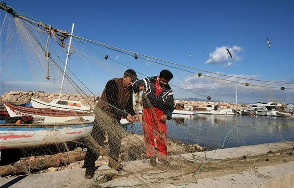 Marmara Denizi’nde Işıkla Balık Avlamak Zorlaştırıldı