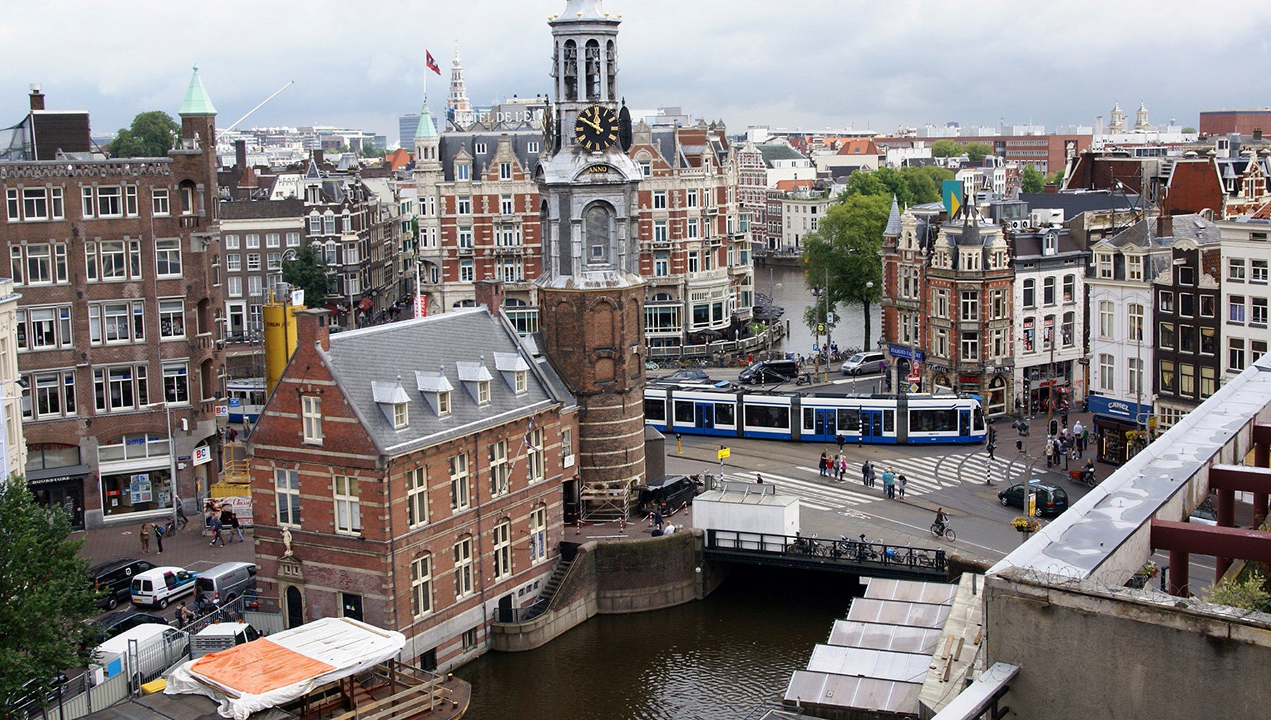 Amsterdam Çevre İçin Doğalgazdan Vazgeçiyor
