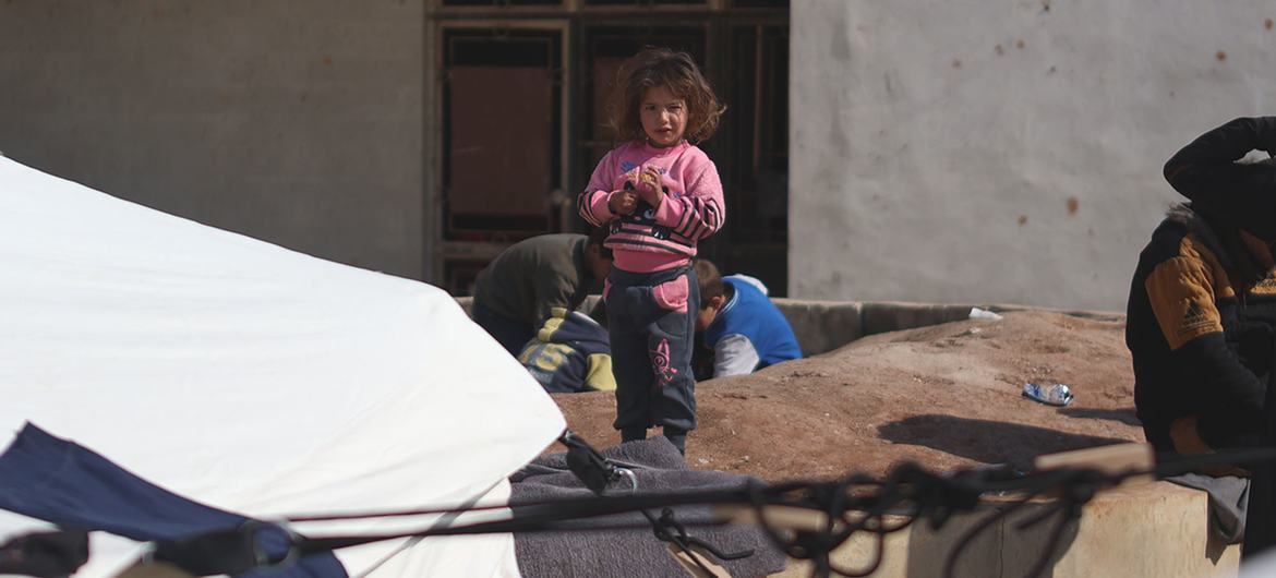 850.000’den fazla Suriyeli ve Türk çocuk deprem nedeniyle yerinden oldu