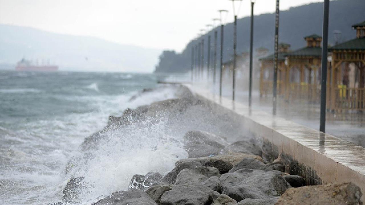 Türkiye genelinde fırtına, şiddetli yağış, sel ve depremler devam ediyor