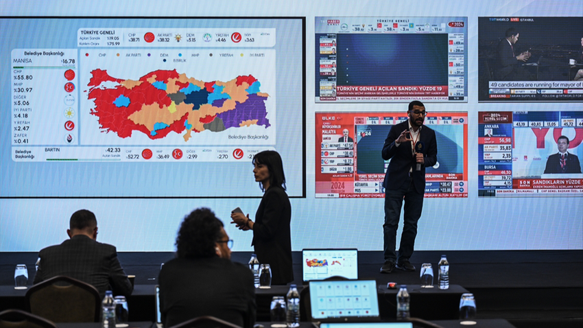 Türkiye Yerel Yöneticilerini Seçti, Yıllar Sonra Türkiye’nin Seçim Haritasında Renkler Değişti